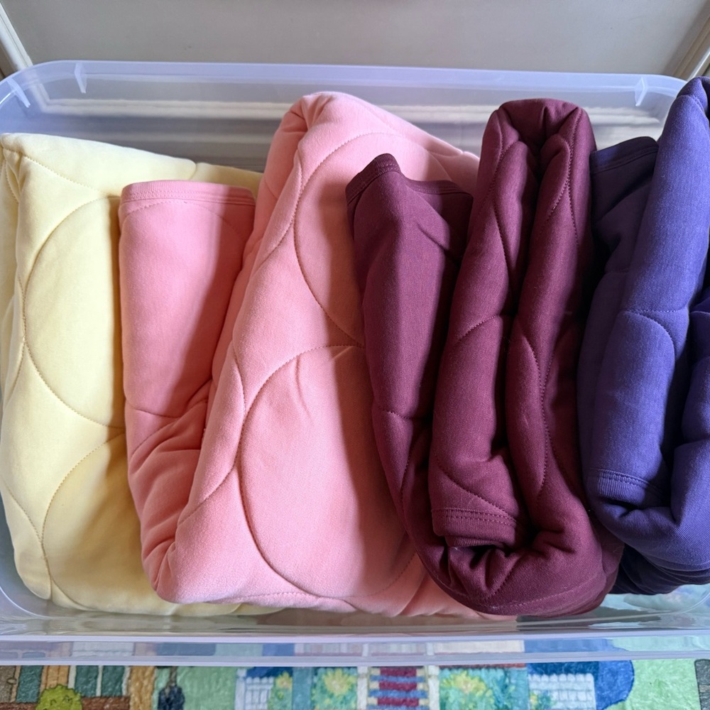 Kate Quinn Yellow Quilt NWT